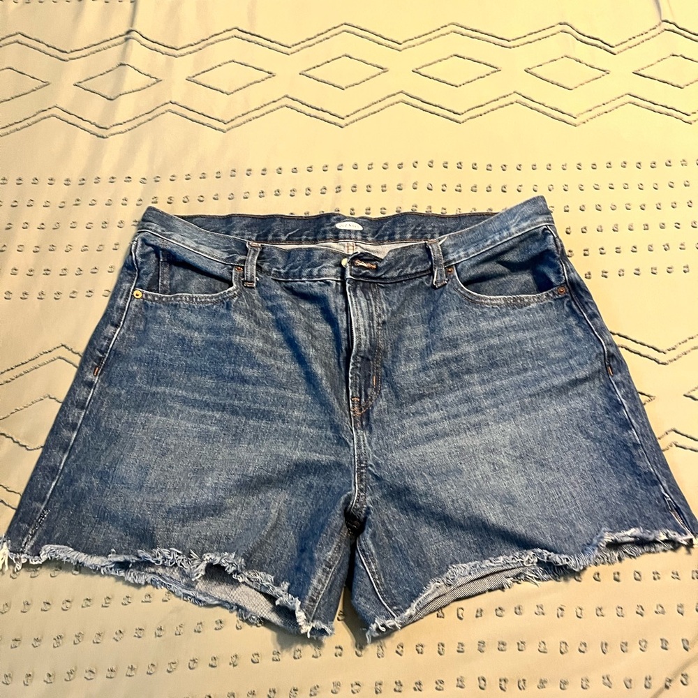 Old navy cut off Jean shorts